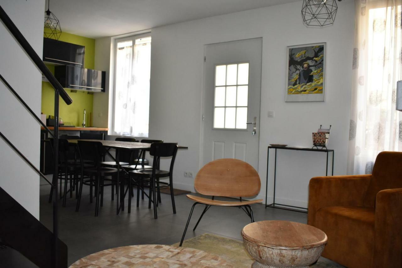 Maison Montreuil Apartment Honfleur Bagian luar foto