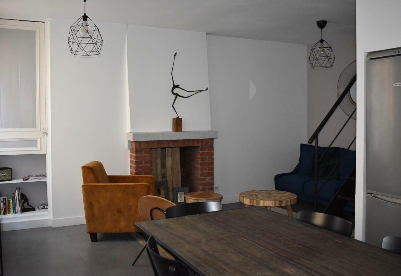 Maison Montreuil Apartment Honfleur Bagian luar foto