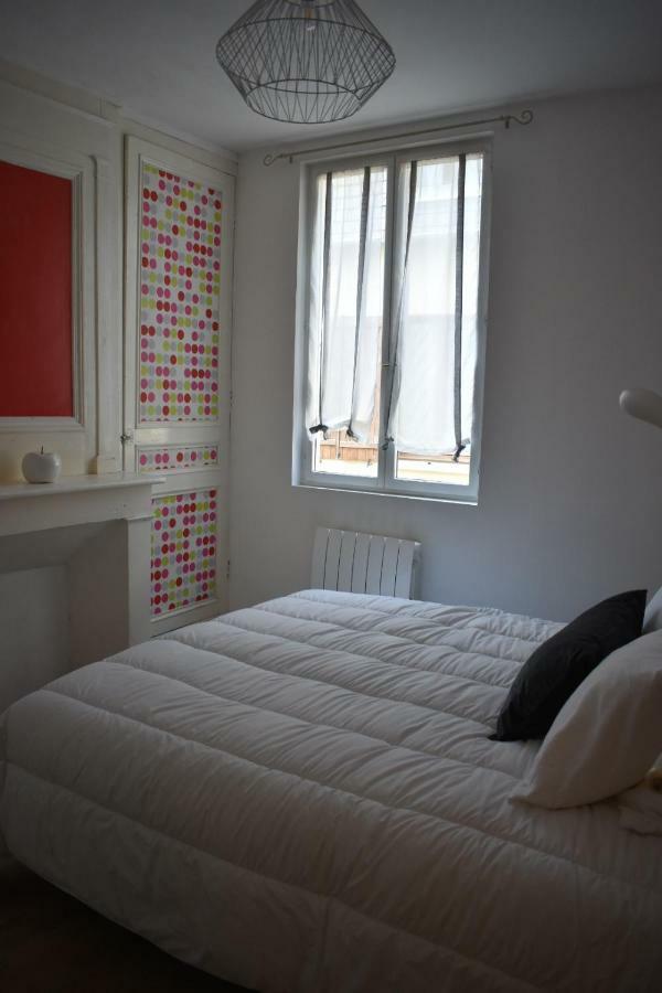 Maison Montreuil Apartment Honfleur Bagian luar foto